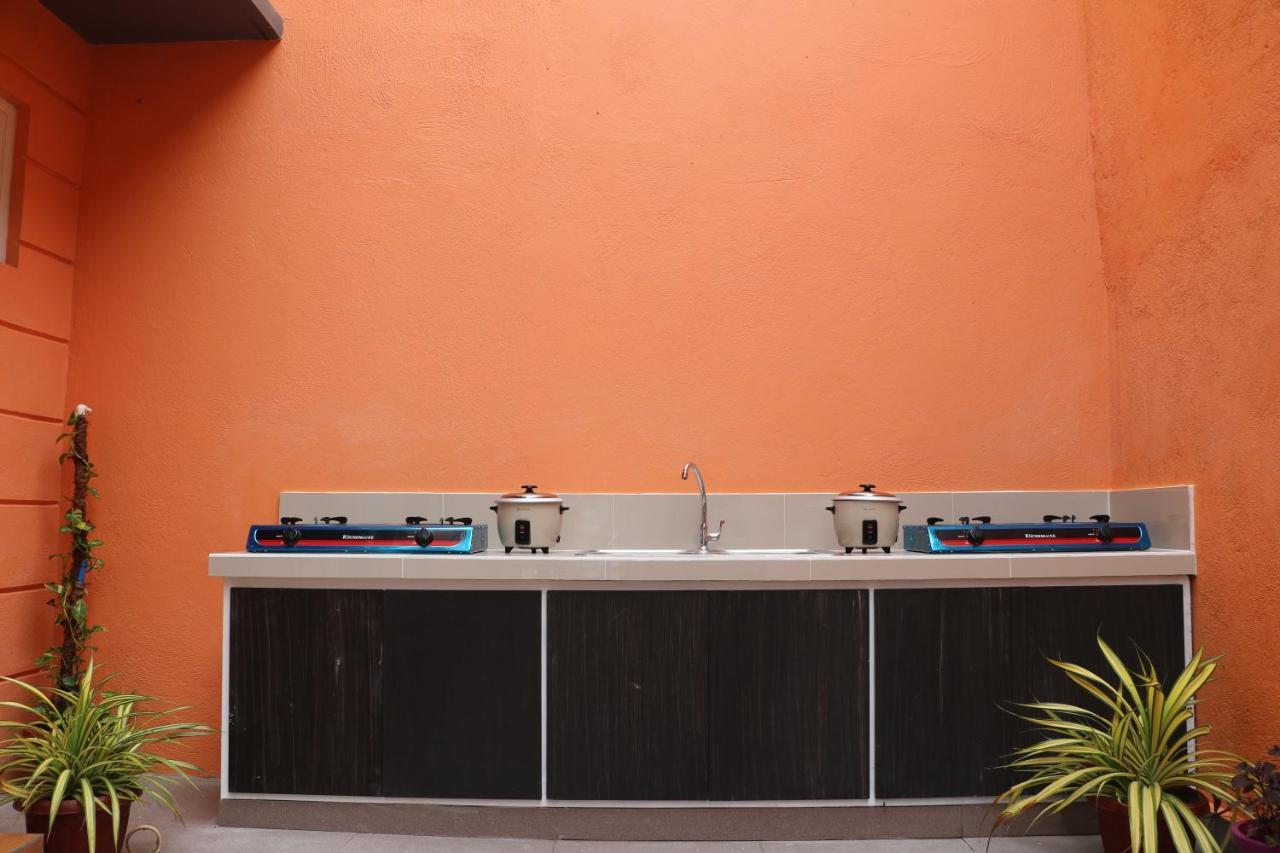 Anicia Guesthouse Rooms Paranaque City Extérieur photo