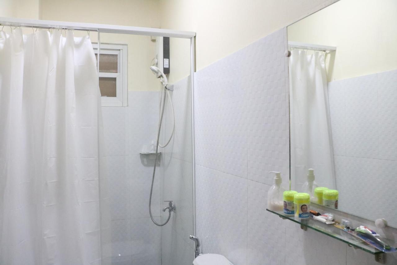 Anicia Guesthouse Rooms Paranaque City Extérieur photo
