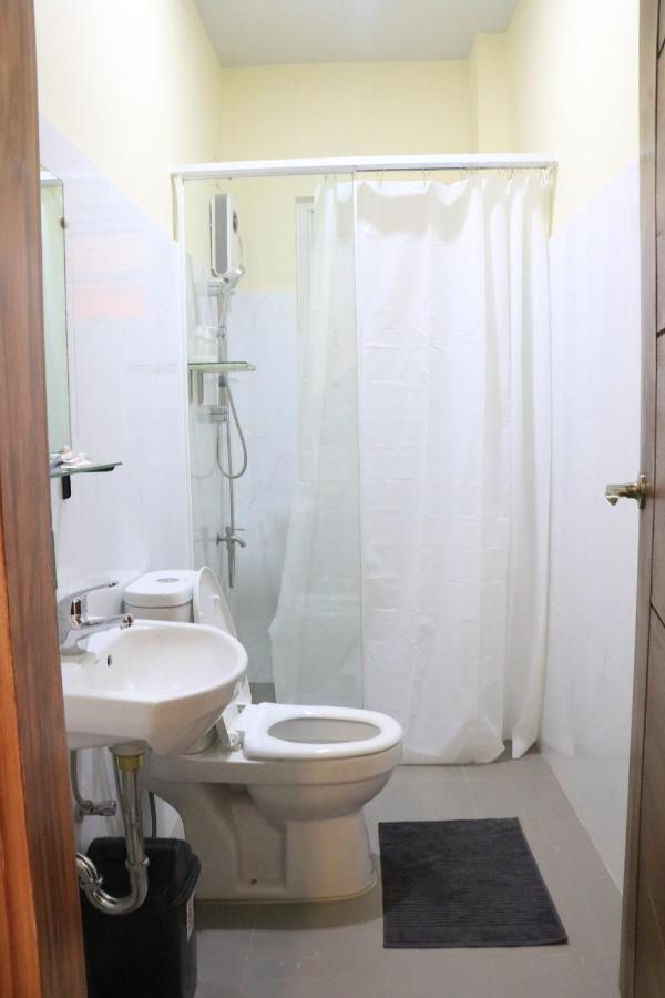 Anicia Guesthouse Rooms Paranaque City Extérieur photo